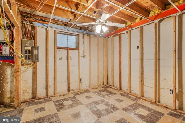 $475,000 | 1118 Downs Drive, Silver Spring, MD 20904