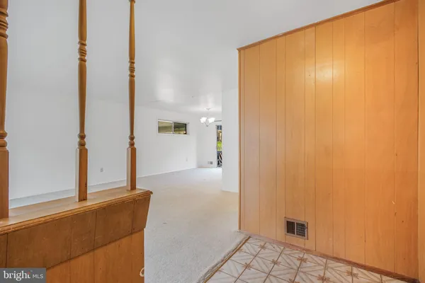 $475,000 | 1118 Downs Drive, Silver Spring, MD 20904