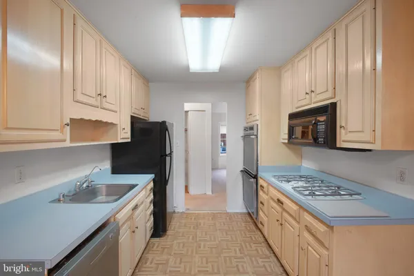$475,000 | 1118 Downs Drive, Silver Spring, MD 20904