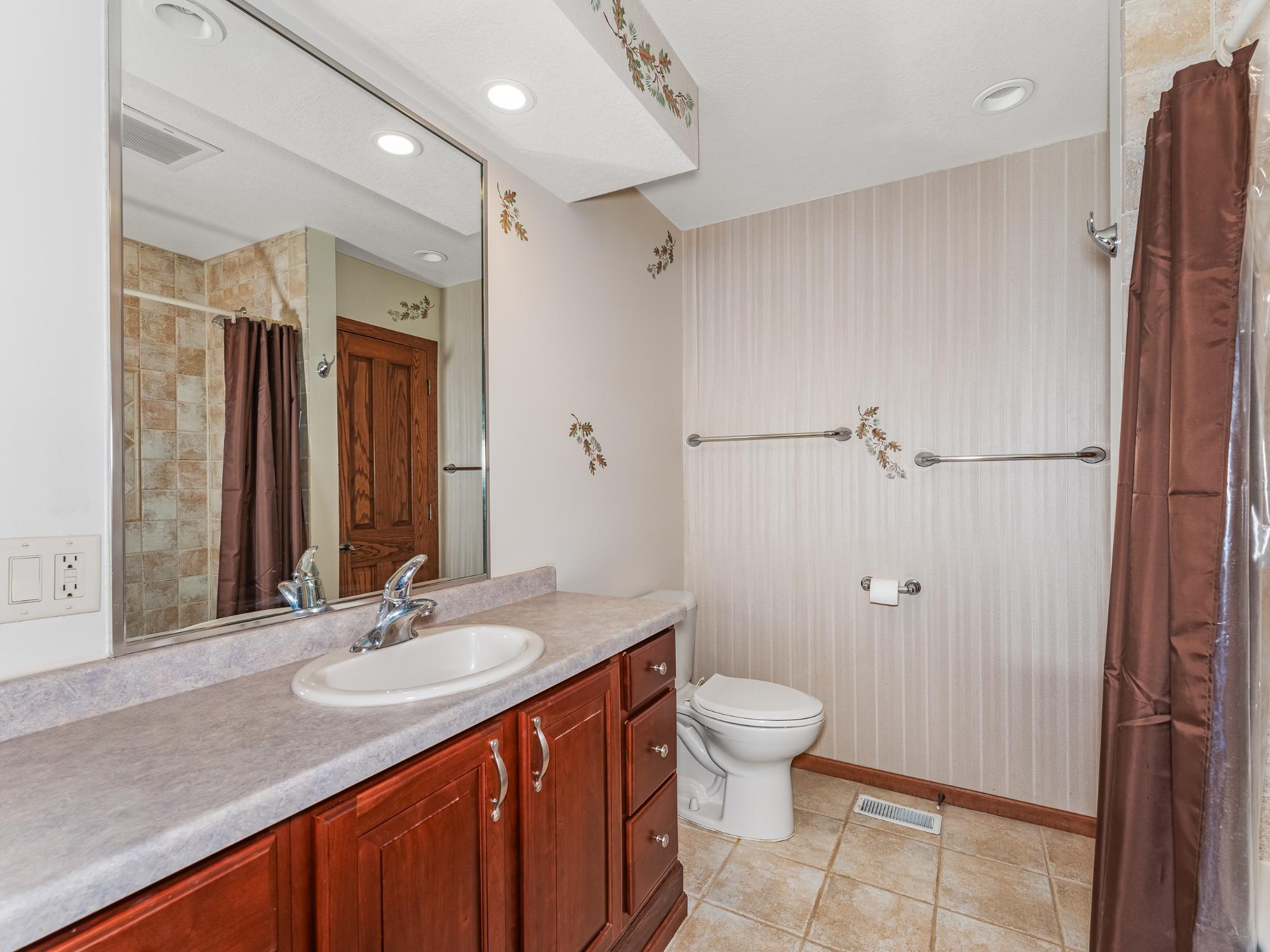 741 Rivers Edge Lane, Unit B Eagle River, WI 54521 - Photo 16 of 30 Gallery Image 16