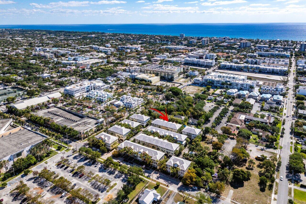 110 Southwest 1st Avenue Delray Beach, FL 33444 - Photo 38 of 48 Property and ocean from above