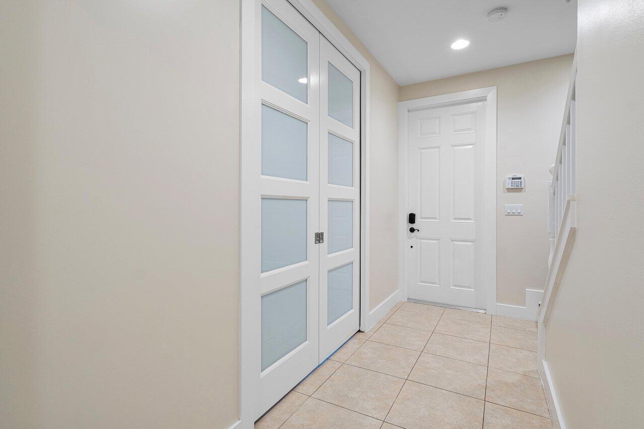 110 Southwest 1st Avenue Delray Beach, FL 33444 - Photo 6 of 48 first floor entrance