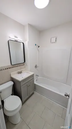 $1,850 | 15 June Street, Unit 2, East Hartford, CT 06108