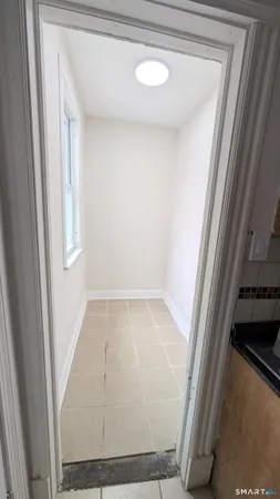 $1,850 | 15 June Street, Unit 2, East Hartford, CT 06108