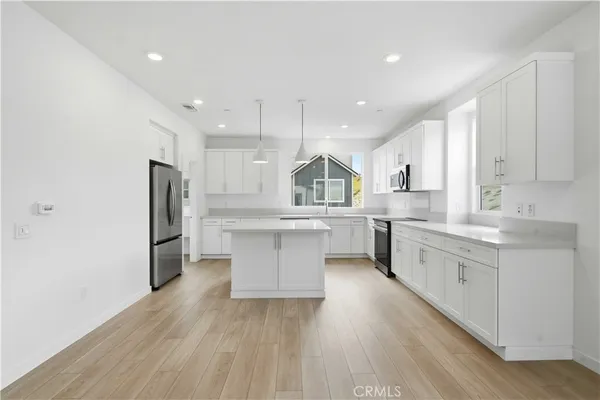 $704,000 | 27305 Bear Creek Lane, Valencia, CA 91381