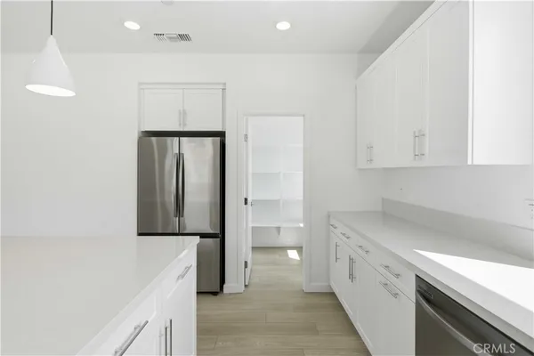 $704,000 | 27305 Bear Creek Lane, Valencia, CA 91381