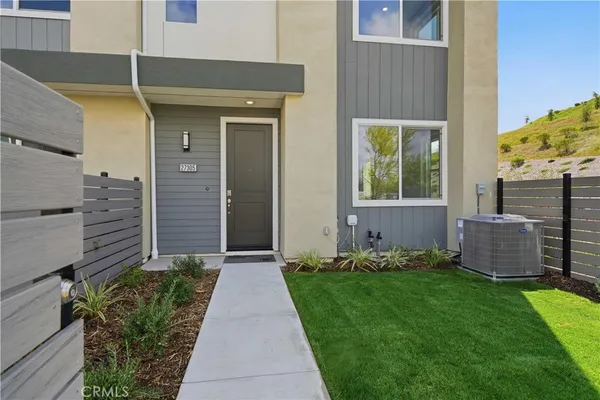 $704,000 | 27305 Bear Creek Lane, Valencia, CA 91381