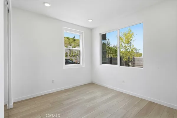 $704,000 | 27305 Bear Creek Lane, Valencia, CA 91381