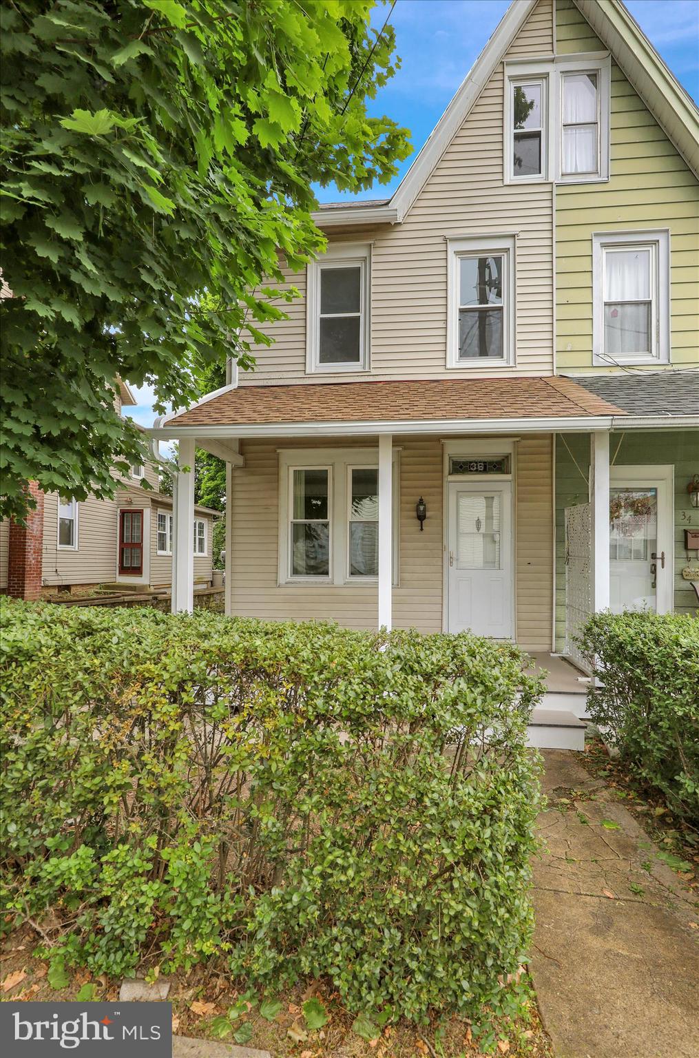 36 South Miller Street Reading, PA 19607 - Photo 3 of 29 360_1940