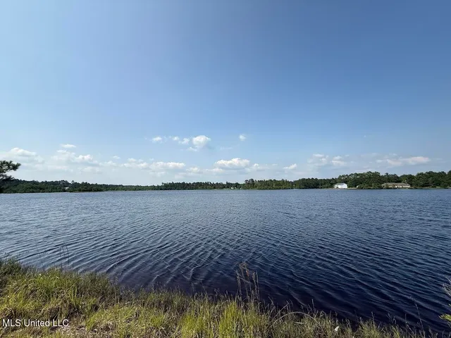 $24,900 | Sunfish Cove, Perkinston, MS 39573