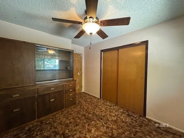 en view of empty room