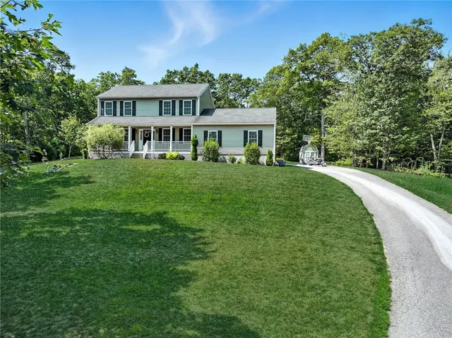 $600,000 | 6 Excalibur Drive, Richmond, RI 02892