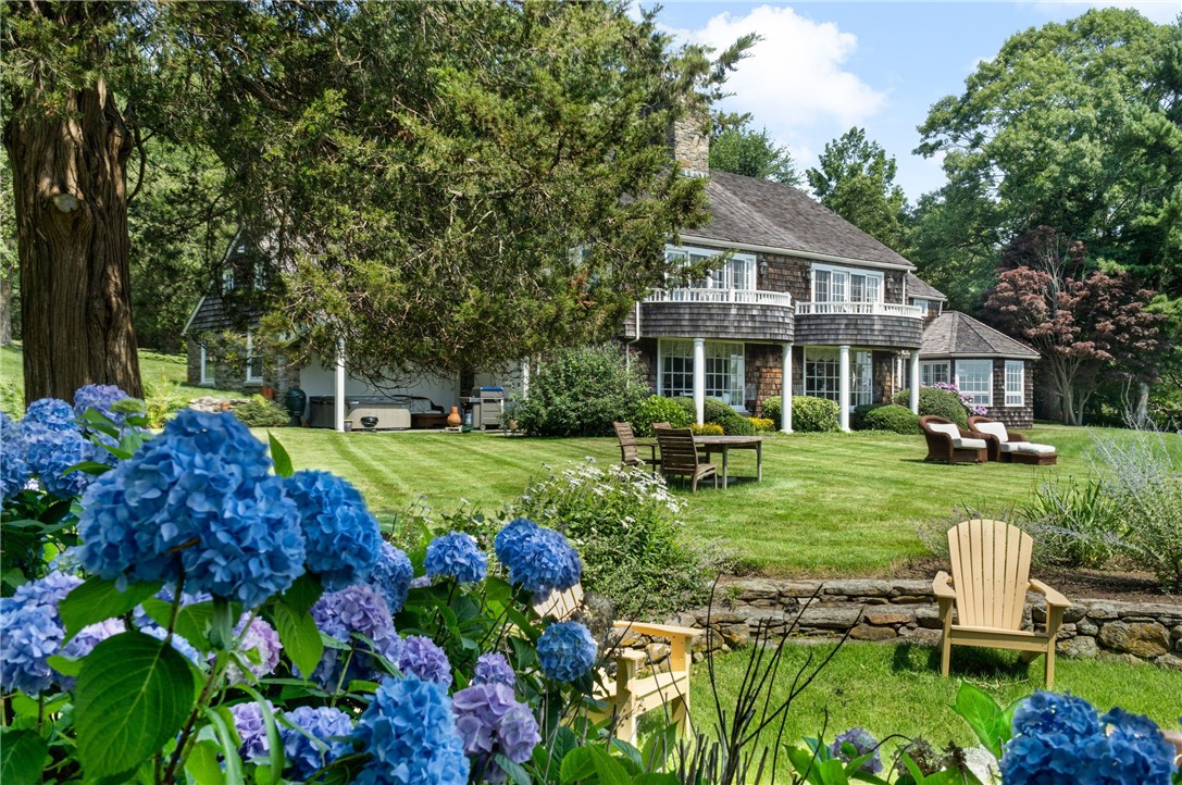 220 Willett Road Narragansett, RI 02874 - Photo 18 of 50