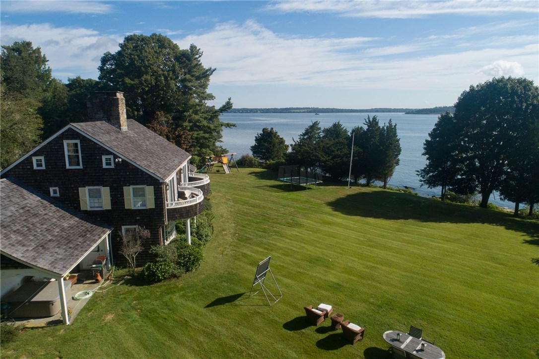 220 Willett Road Narragansett, RI 02874 - Photo 22 of 50