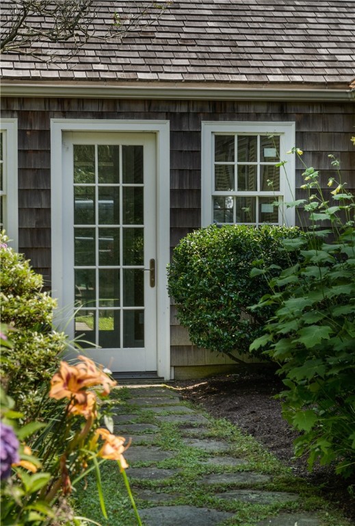 220 Willett Road Narragansett, RI 02874 - Photo 26 of 50