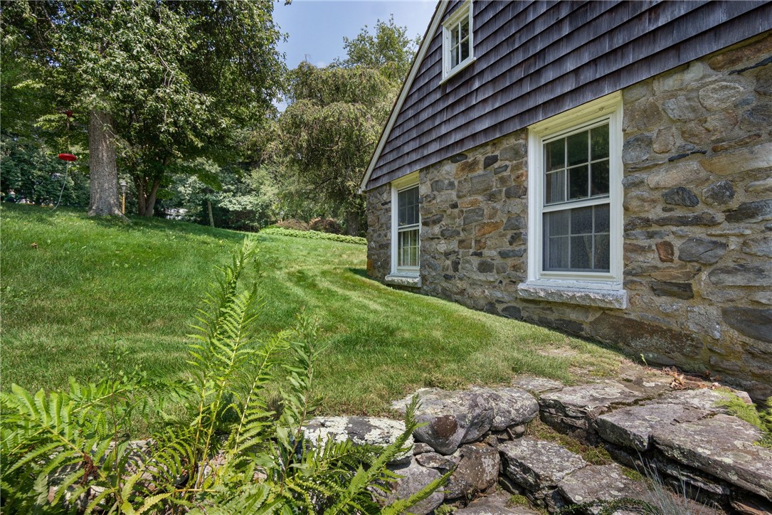 220 Willett Road Narragansett, RI 02874 - Photo 27 of 50