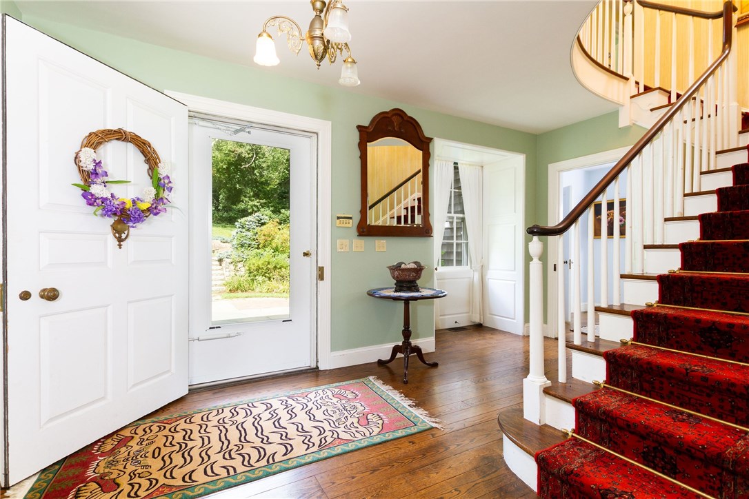 220 Willett Road Narragansett, RI 02874 - Photo 28 of 50