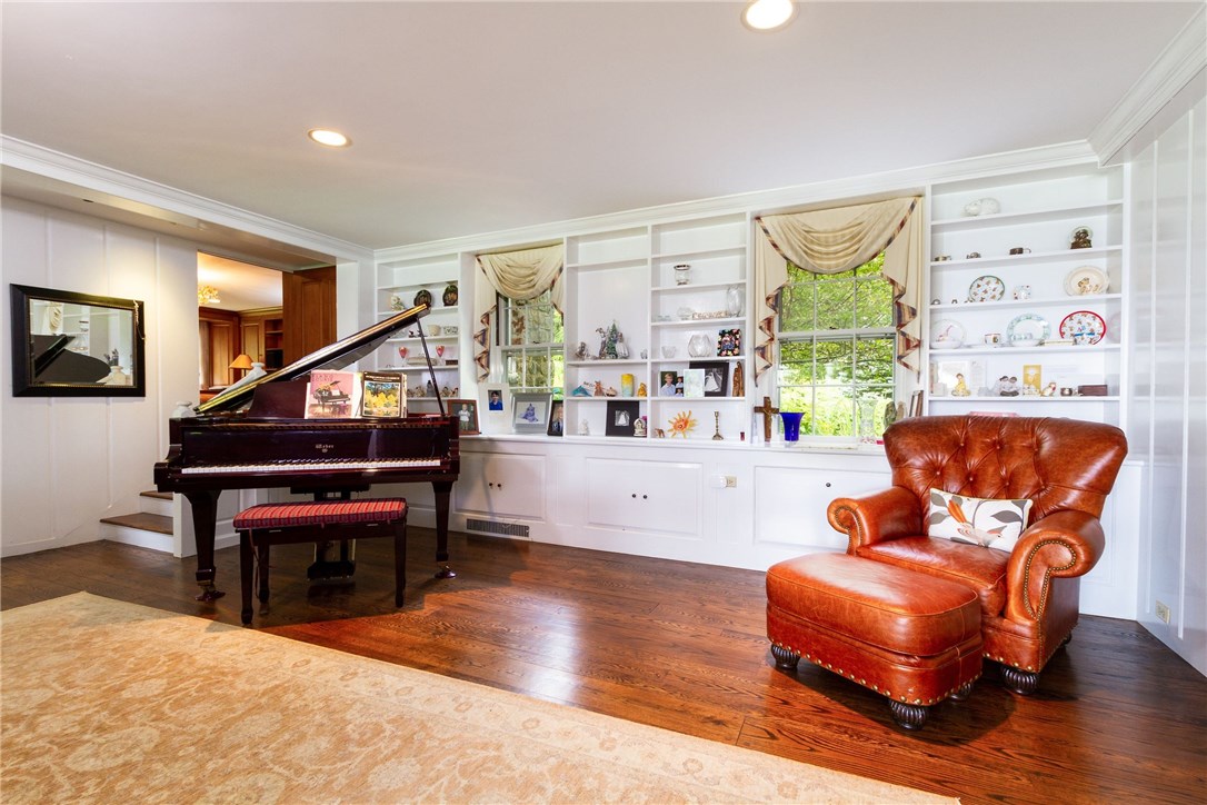 220 Willett Road Narragansett, RI 02874 - Photo 32 of 50