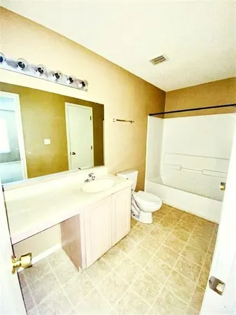 $1,400 | 2104 Magnolia Street, Mission, TX 78573