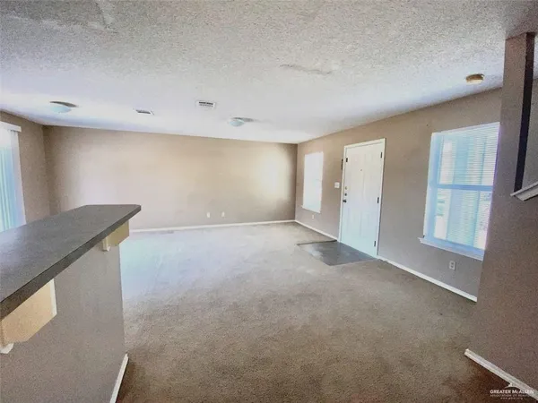 $1,400 | 2104 Magnolia Street, Mission, TX 78573