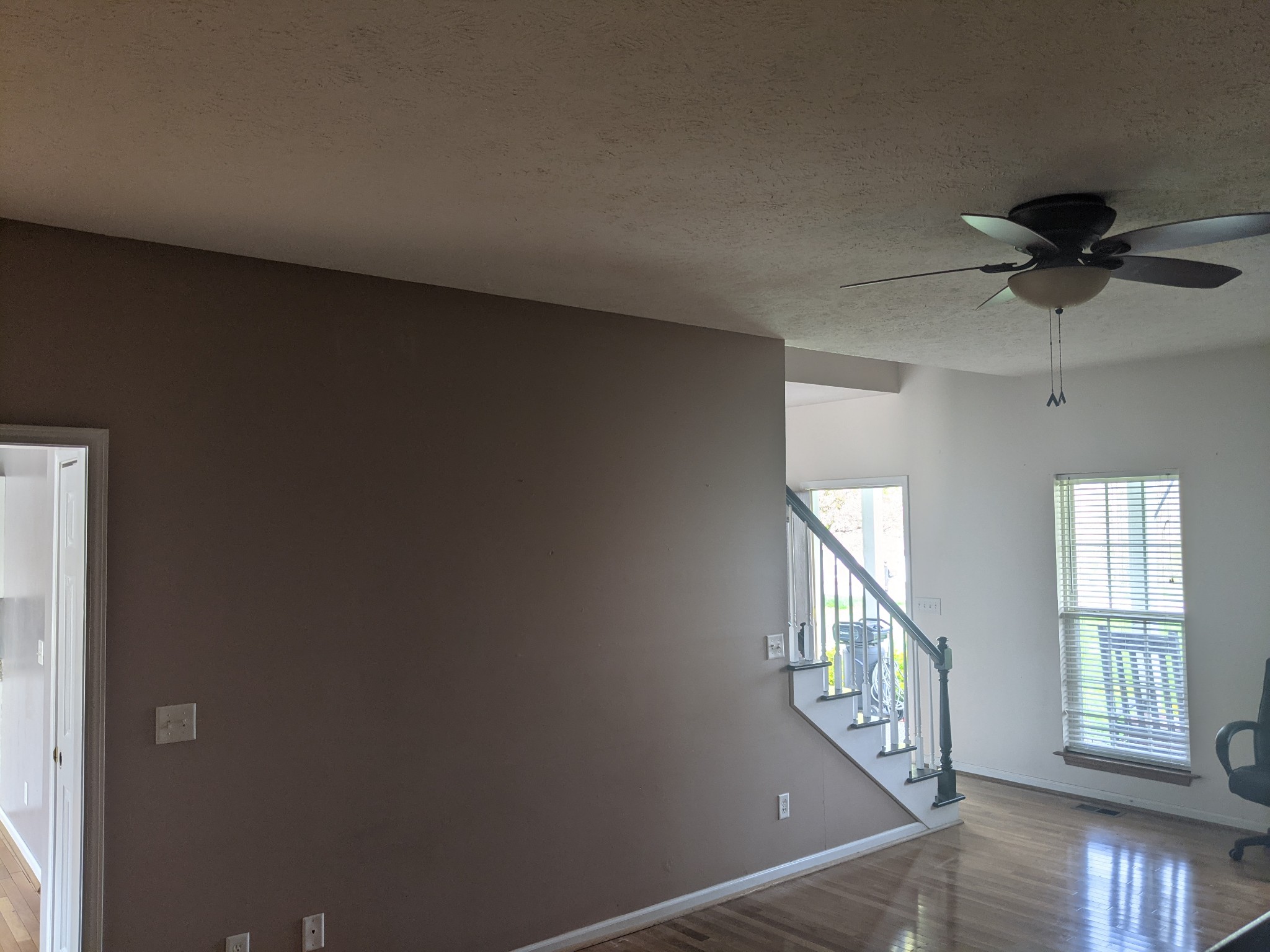 812 Blakemore Road Dickson, TN 37055 - Photo 8 of 25 a view of an entryway and a window