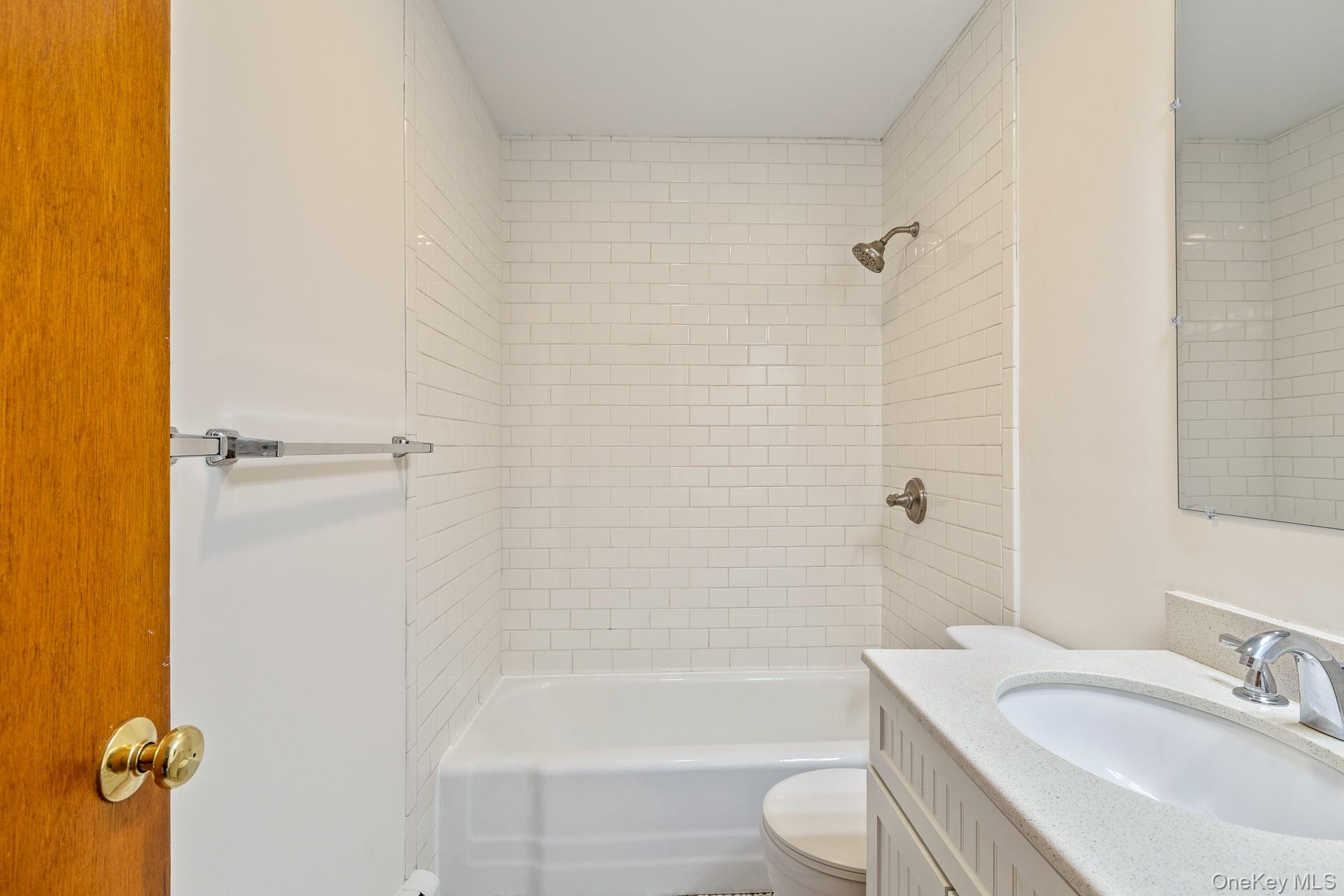 69 Herod Point Road Wading River, NY 11792 - Photo 20 of 31 Gallery Image 20