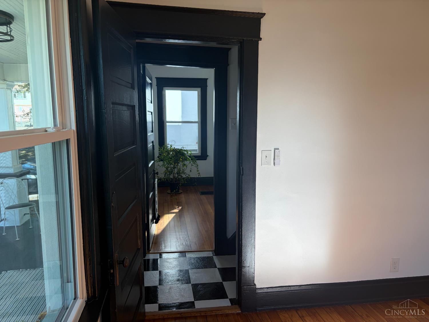 6240 Red Bank Road Cincinnati, OH 45213 - Photo 9 of 23 Gallery Image 9