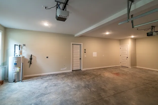 $599,500 | 975 Palmyra Road, Clarksville, TN 37040