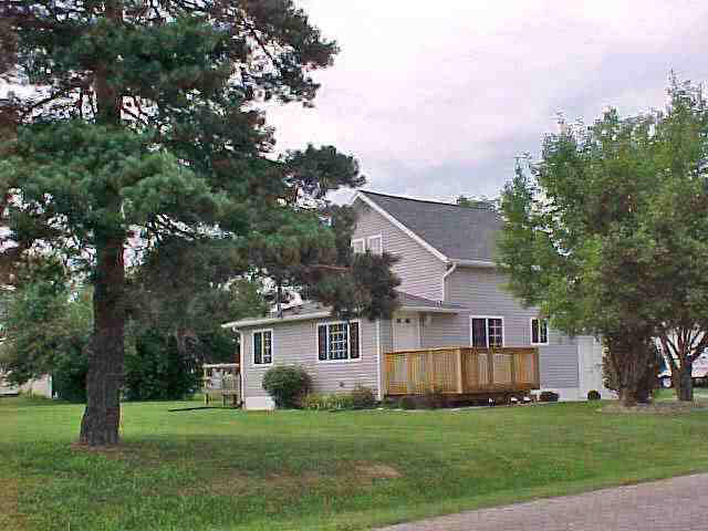 13433 North Warner Road Syracuse, IN 46567 - Photo 7 of 7 Gallery Image 7