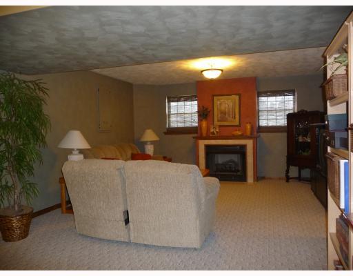 1726 Arona Road Irwin, PA 15642 - Photo 11 of 11 Den/Family/Great Room.