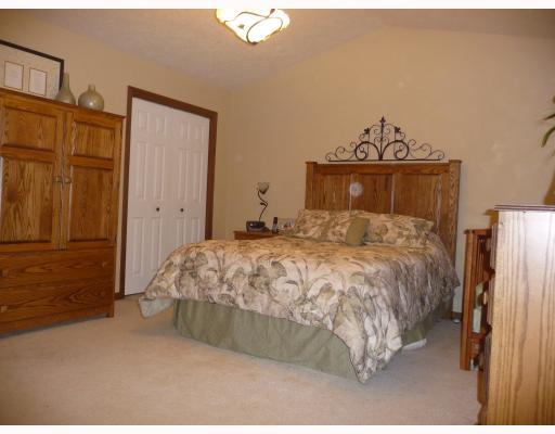 1726 Arona Road Irwin, PA 15642 - Photo 6 of 11 Master Bedroom.