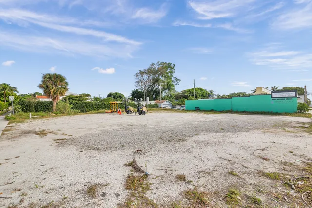 a view of a street view