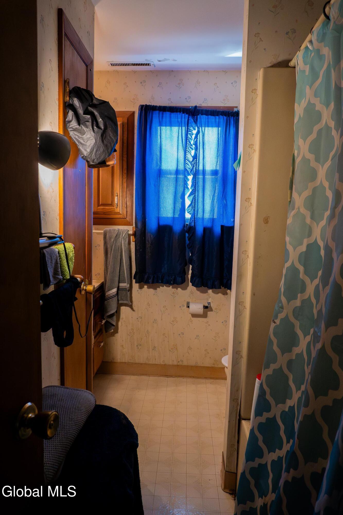 601 Altamont Avenue Schenectady, NY 12303 - Photo 26 of 47 26