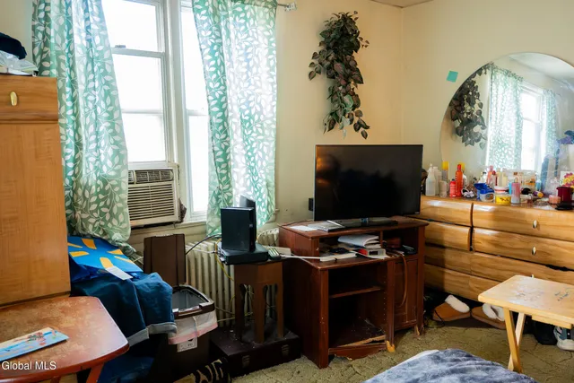 $399,900 | 601 Altamont Avenue, Schenectady, NY 12303