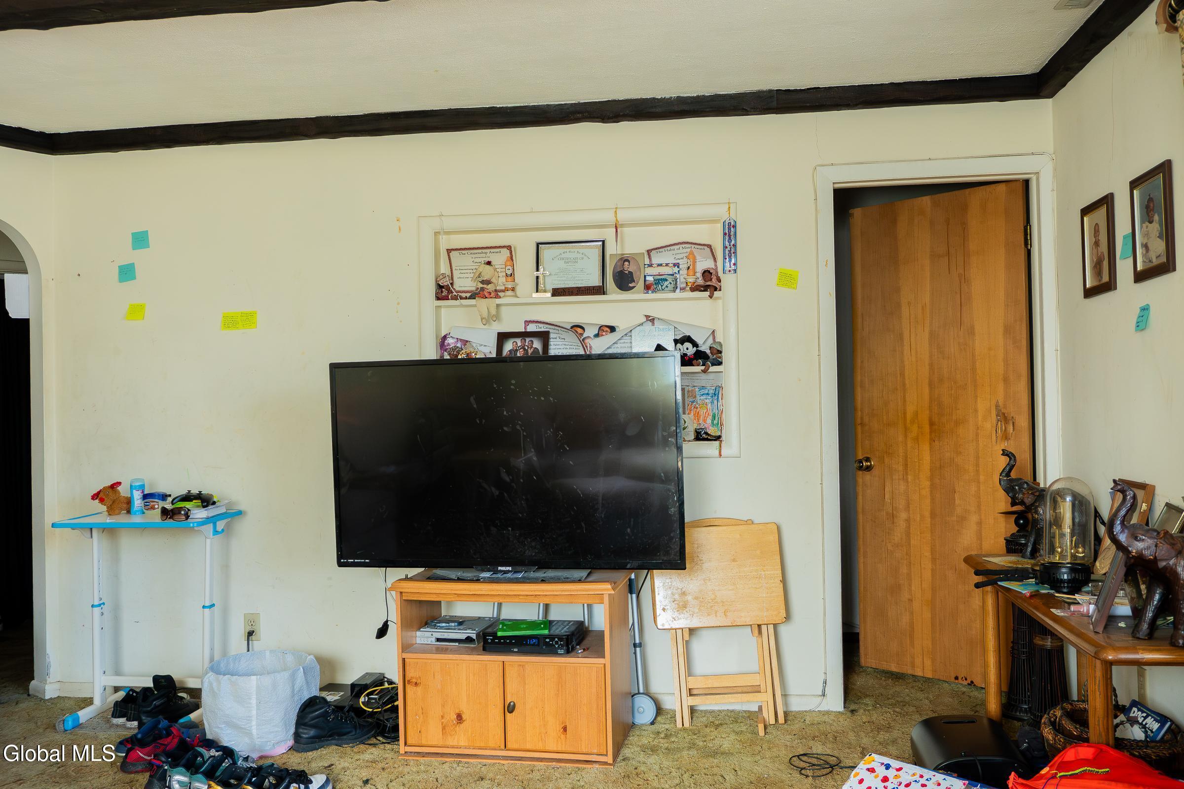 601 Altamont Avenue Schenectady, NY 12303 - Photo 35 of 47 35