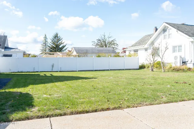 $399,900 | 601 Altamont Avenue, Schenectady, NY 12303