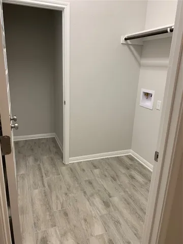 a view of parking area