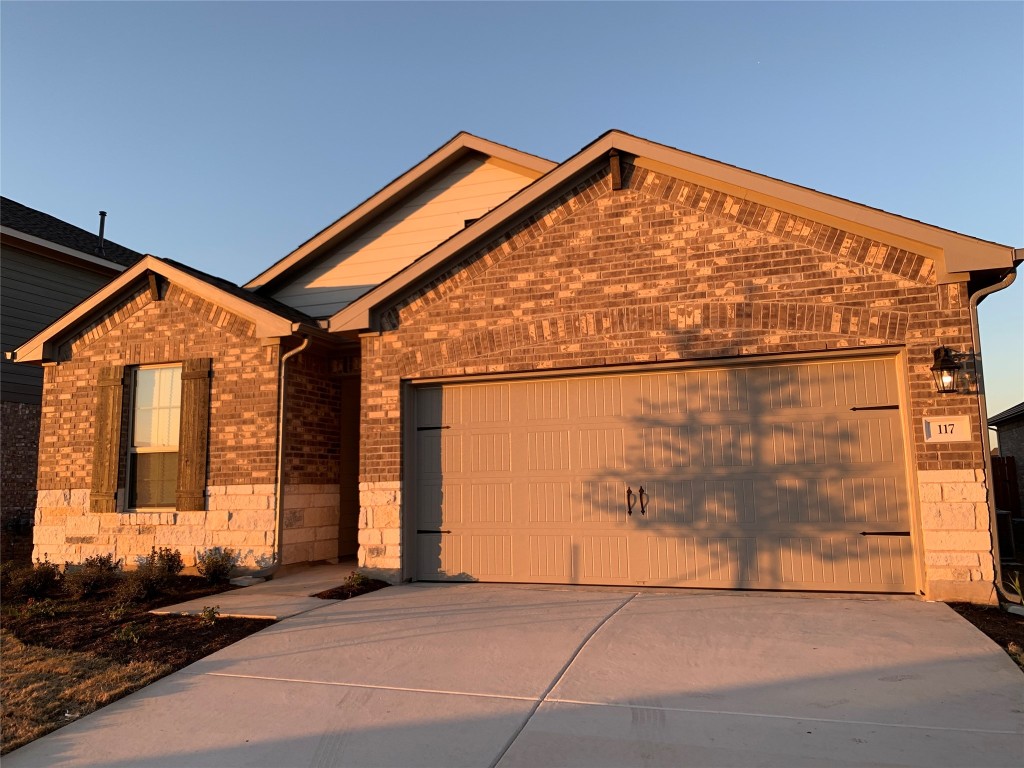 117 Peruvian Lane Georgetown, TX 78626 - Photo 4 of 33