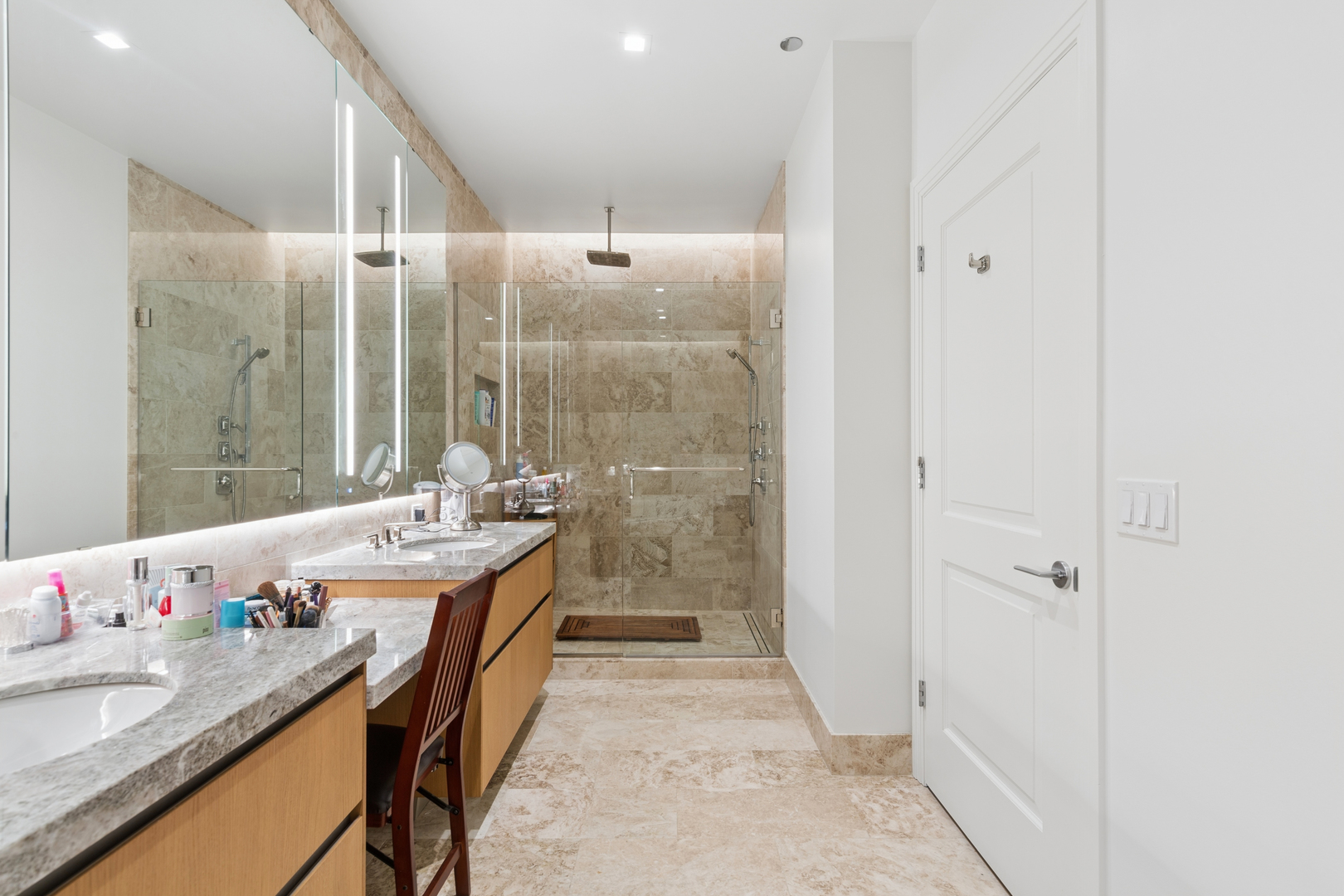 363 East Wacker Drive, Unit 2802 Chicago, IL 60601 - Photo 13 of 26