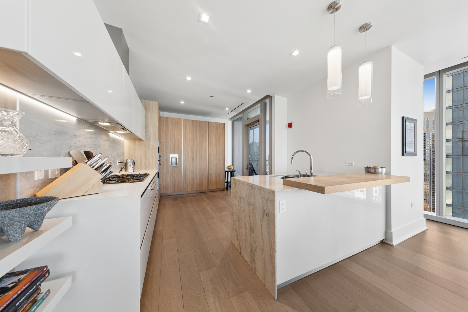 363 East Wacker Drive, Unit 2802 Chicago, IL 60601 - Photo 7 of 26