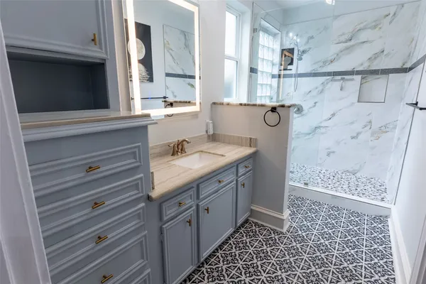 $598,750 | 7710 Painton Lane, The Woodlands, TX 77389