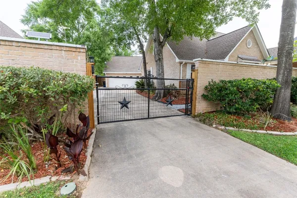 $627,700 | 7710 Painton Lane, Spring, TX 77389