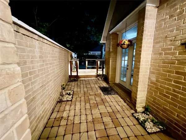 $627,700 | 7710 Painton Lane, Spring, TX 77389