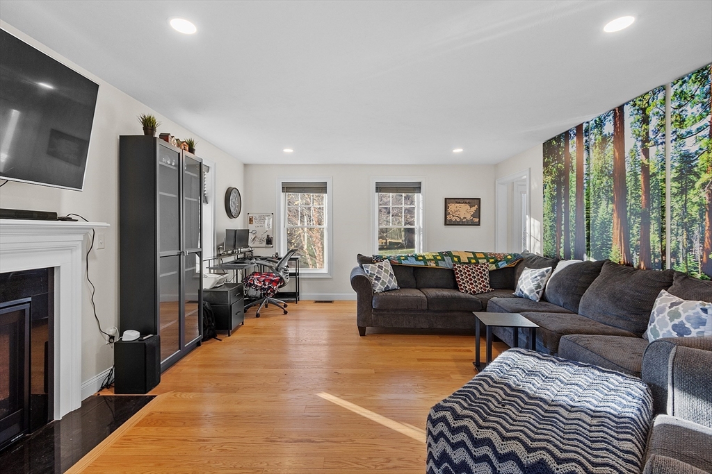 85 Barker Hill Road Townsend, MA 01469 - Photo 14 of 42 Gallery Image 14
