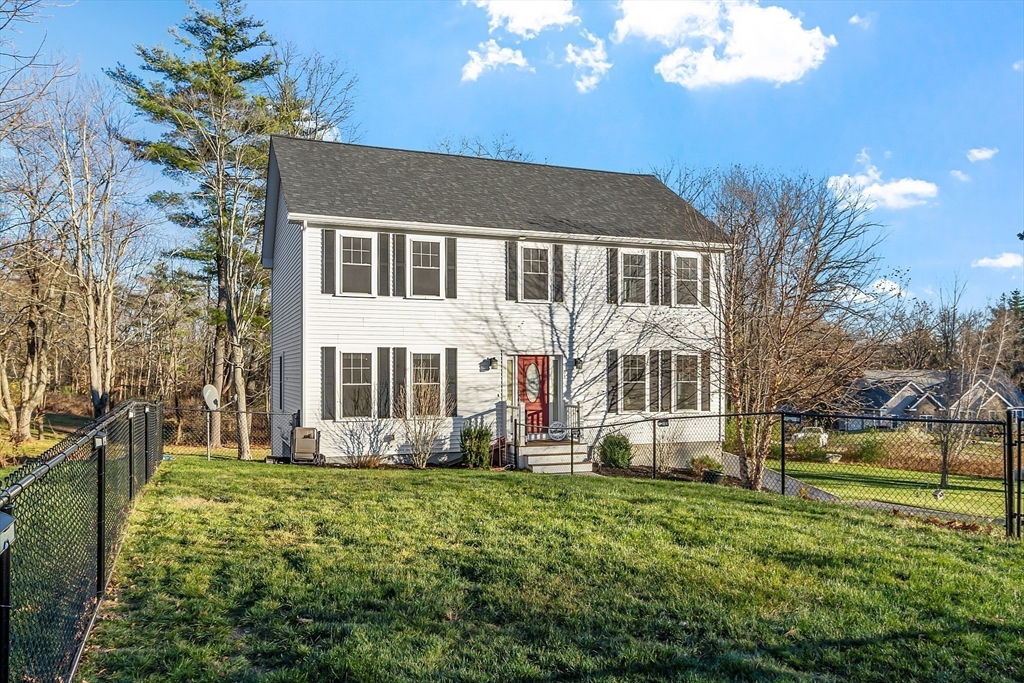 85 Barker Hill Road Townsend, MA 01469 - Photo 2 of 42 Gallery Image 2