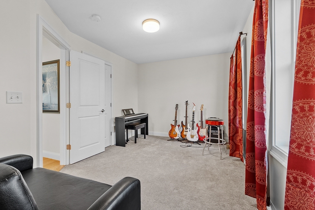 85 Barker Hill Road Townsend, MA 01469 - Photo 29 of 42 Gallery Image 29