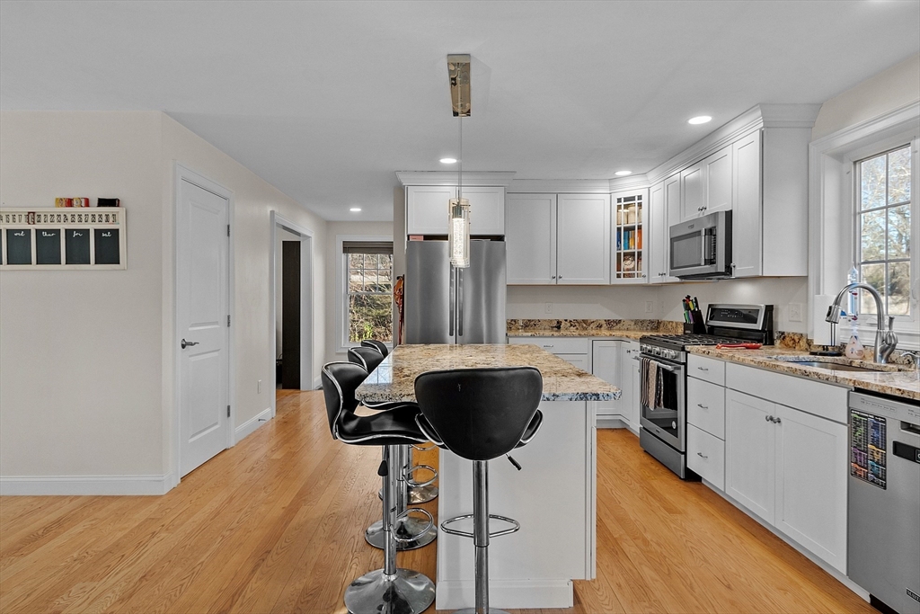 85 Barker Hill Road Townsend, MA 01469 - Photo 6 of 42 Gallery Image 6