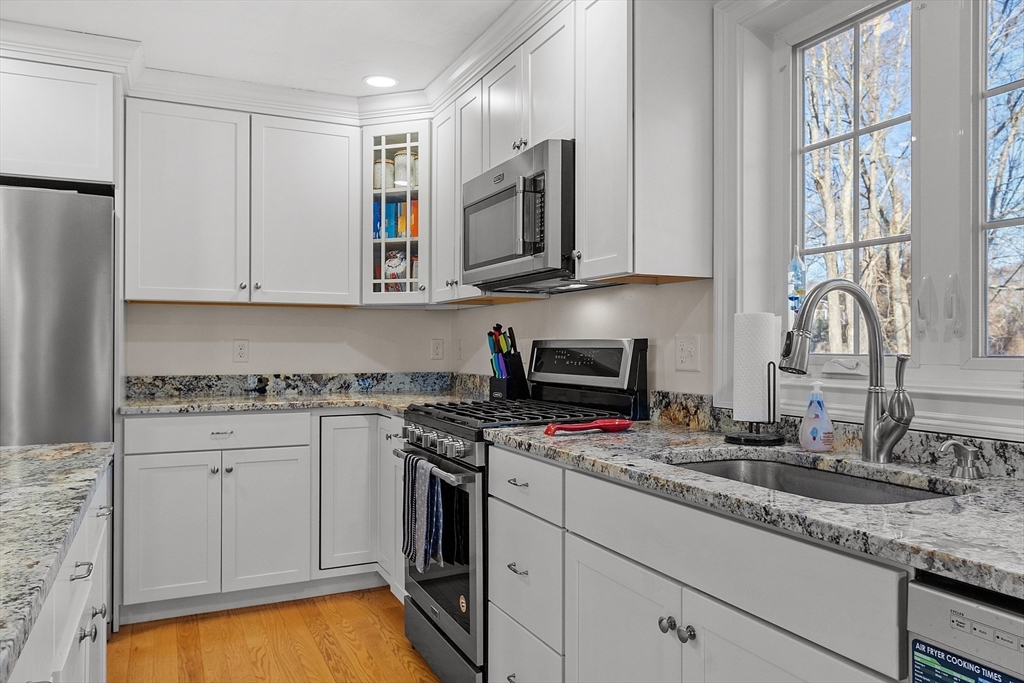 85 Barker Hill Road Townsend, MA 01469 - Photo 8 of 42 Gallery Image 8