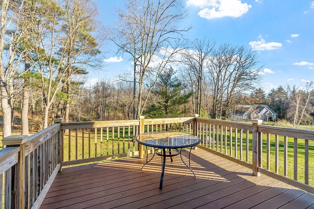 85 Barker Hill Road Townsend, MA 01469 - Photo 10 of 42 Gallery Image 10