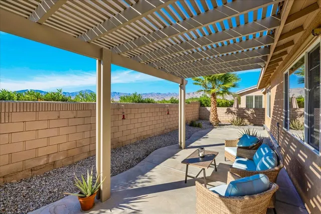 $319,990 | 65565 Acoma Avenue, Unit 1, Desert Hot Springs, CA 92240